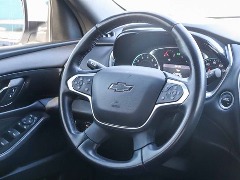 Used 2023 Chevrolet Traverse RS w/ LPO, Cargo Package image 16