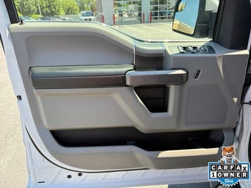 Used 2019 Ford F150 XLT w/ Equipment Group 302A Luxury AWD/4WD image 26