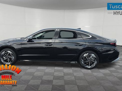 Used 2024 Hyundai Sonata SEL w/ Convenience Package FWD image 4
