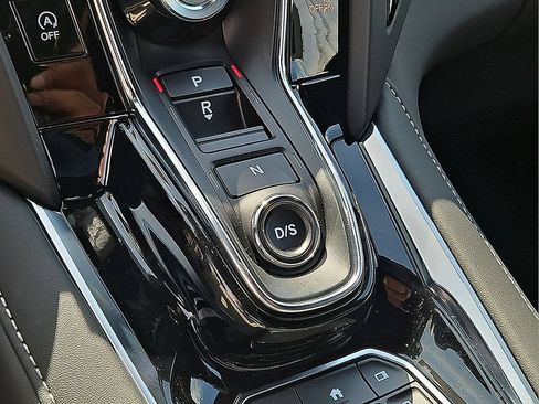 New 2026 Acura RDX SH-AWD image 25