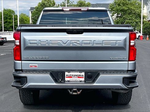 Used 2021 Chevrolet Silverado 1500 Custom AWD/4WD image 4