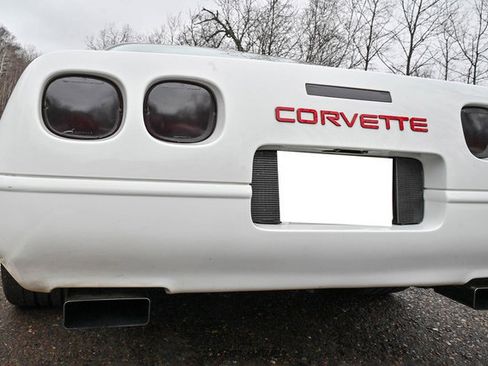 Used 1995 Chevrolet Corvette Coupe RWD image 62