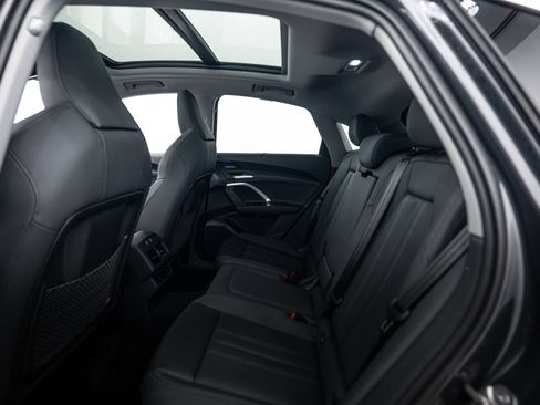 New 2025 Audi Q5 Prestige image 19