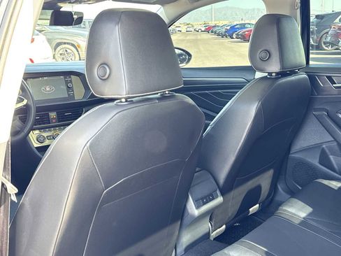 Used 2023 Volkswagen Jetta SEL image 19