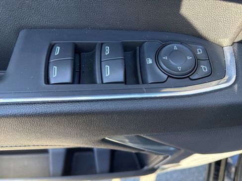 Used 2023 Chevrolet Silverado 1500 LT image 27