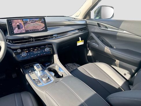 Used 2027 INFINITI QX60 Luxe w/ Cargo Package FWD image 26
