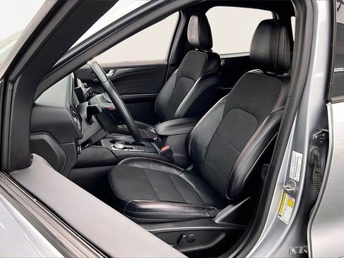 Used 2023 Ford Escape ST-Line image 25