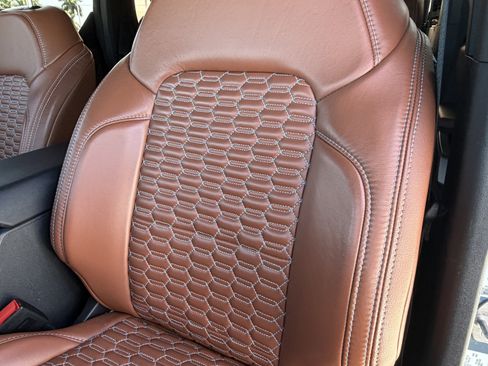 Used 2023 Ford Bronco Outer Banks image 19