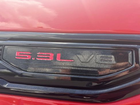 Used 2022 GMC Sierra 1500 Elevation AWD/4WD image 9