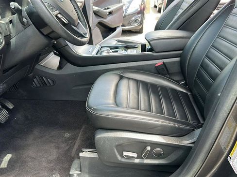 Used 2019 Ford Edge SEL w/ Equipment Group 201A FWD image 21