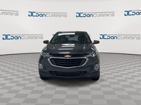 Used 2020 Chevrolet Equinox LS w/ LS Convenience Package FWD image 3