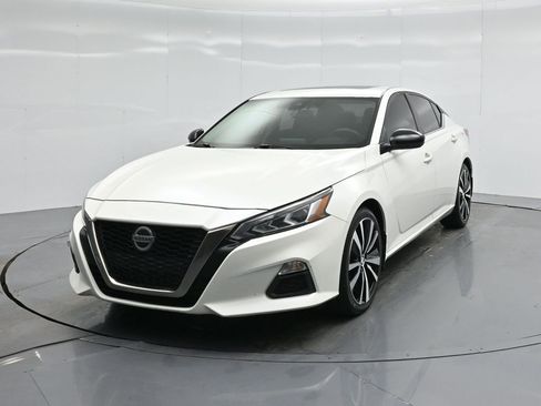 Used 2022 Nissan Altima 2.0 SR image 27