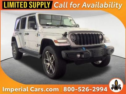 Used 2024 Jeep Wrangler Unlimited w/ Convenience Group