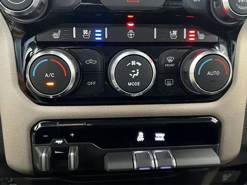 Used 2022 RAM 1500 Laramie w/ Off Road Group image 47