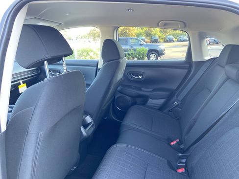 New 2027 Honda HR-V LX image 19