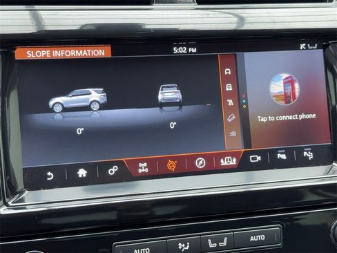 Used 2020 Land Rover Discovery HSE image 28