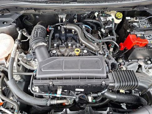 Used 2025 Ford Escape ST-Line image 27