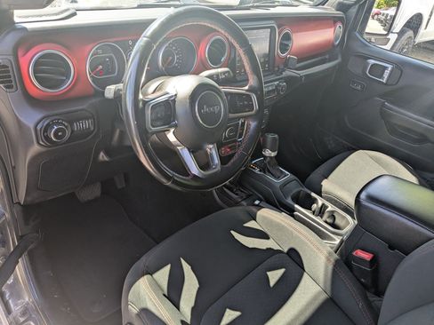 Used 2021 Jeep Wrangler Unlimited Rubicon AWD/4WD image 16