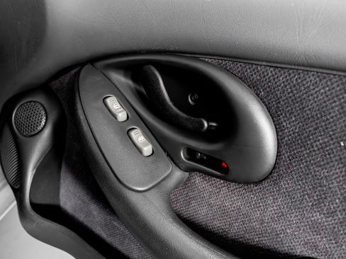 Used 1997 Pontiac Firebird Formula image 46