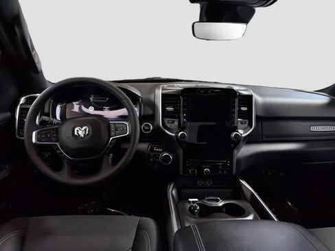 Used 2025 RAM 1500 Big Horn AWD/4WD image 26