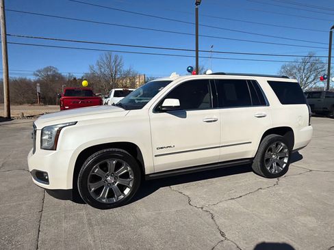 Used 2015 GMC Yukon Denali w/ Premium Package AWD/4WD image 2