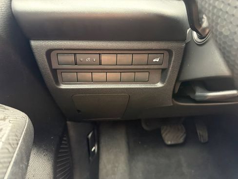 Used 2024 Mitsubishi Outlander SE FWD image 21