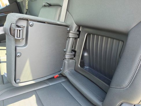 Used 2024 Chevrolet Silverado 1500 LT Trail Boss w/ LT Trail Boss Premium Package image 27