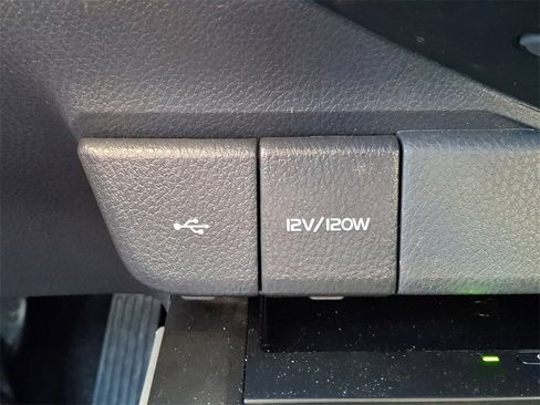 Used 2023 Toyota Camry XSE image 24