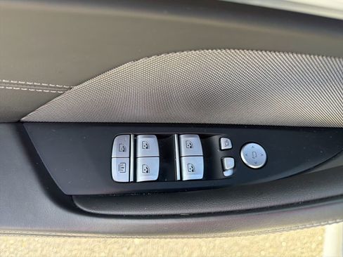 Used 2025 BMW M850i xDrive image 29