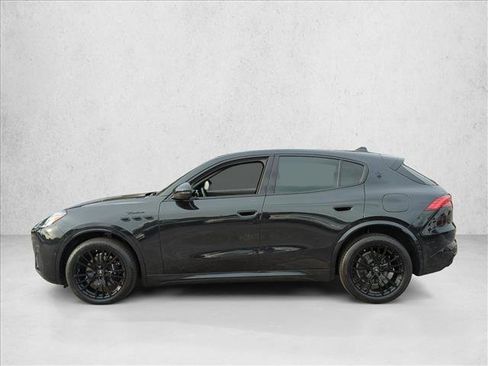 Used 2025 Maserati Grecale Modena AWD/4WD image 9