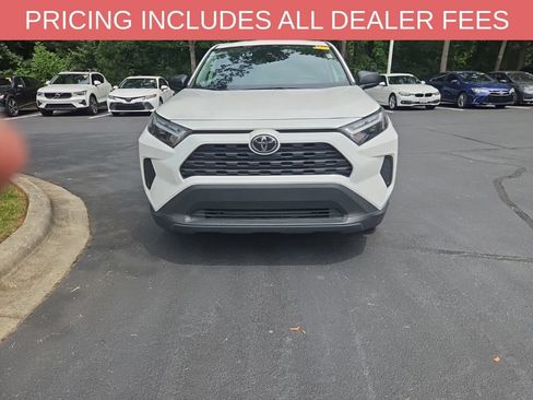 Used 2025 Toyota RAV4 LE AWD/4WD image 2