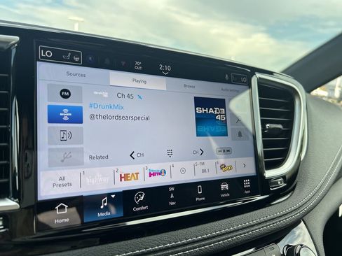 New 2026 Chrysler Pacifica Limited w/ S Appearance Package image 37