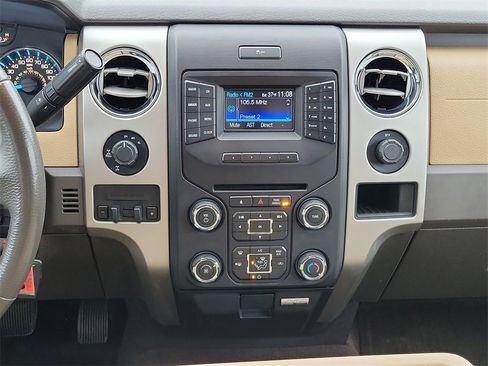 Used 2013 Ford F150 XLT w/ Luxury Equipment Group image 28