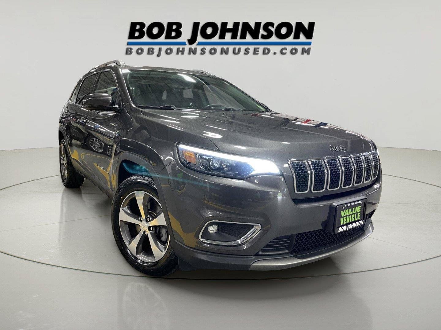 Used 2019 Jeep Cherokee Limited AWD/4WD image 3
