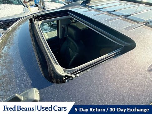 Used 2015 GMC Yukon XL SLT w/ Open Road Package image 24