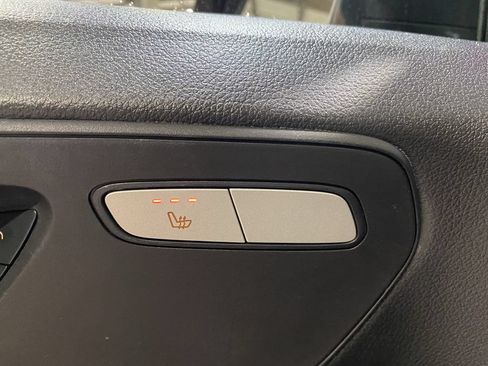 Used 2023 Mercedes-Benz Metris Passenger image 11