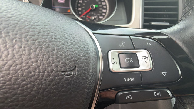 Used 2019 Volkswagen Atlas SE w/ Towing Package AWD/4WD image 17