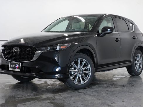 New 2025 MAZDA CX-5 AWD 2.5 S w/ Premium Plus Pkg image 1