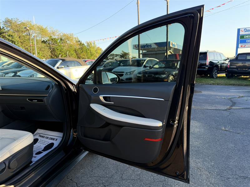 Used 2023 Hyundai Sonata SE FWD image 14
