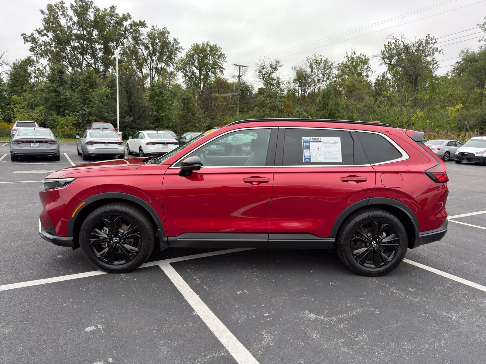 Used 2025 Honda CR-V Sport Touring image 3