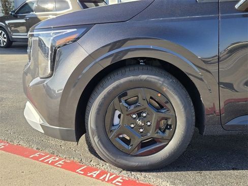 New 2026 Kia Carnival image 5