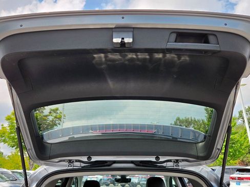 Certified 2023 Volkswagen Taos SE w/ Panoramic Sunroof Package FWD image 66