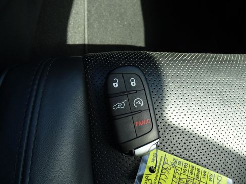 Used 2020 Jeep Grand Cherokee High Altitude image 27