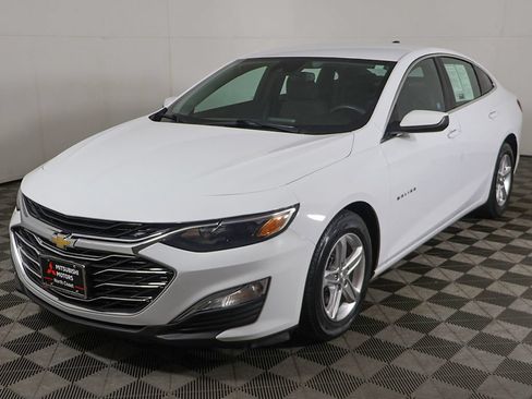 Used 2023 Chevrolet Malibu LS w/ Driver Confidence Package FWD image 6
