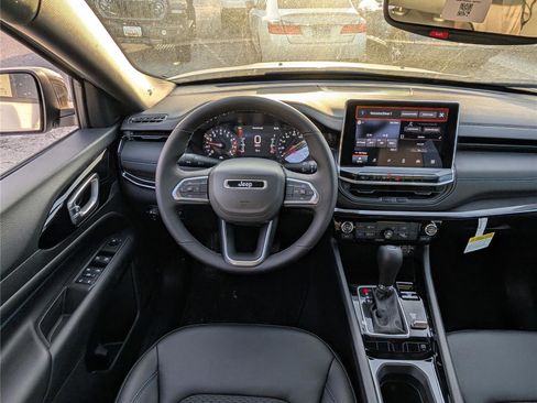 New 2026 Jeep Compass Latitude AWD/4WD image 12
