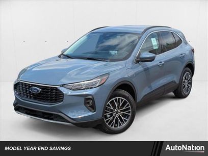 New 2025 Ford Escape SE w/ PHEV Premium Package
