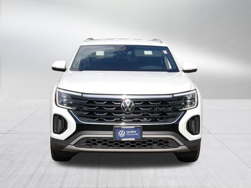 Certified 2024 Volkswagen Atlas Cross Sport SE AWD/4WD image 2