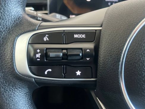 Used 2025 Kia K5 LXS FWD image 52