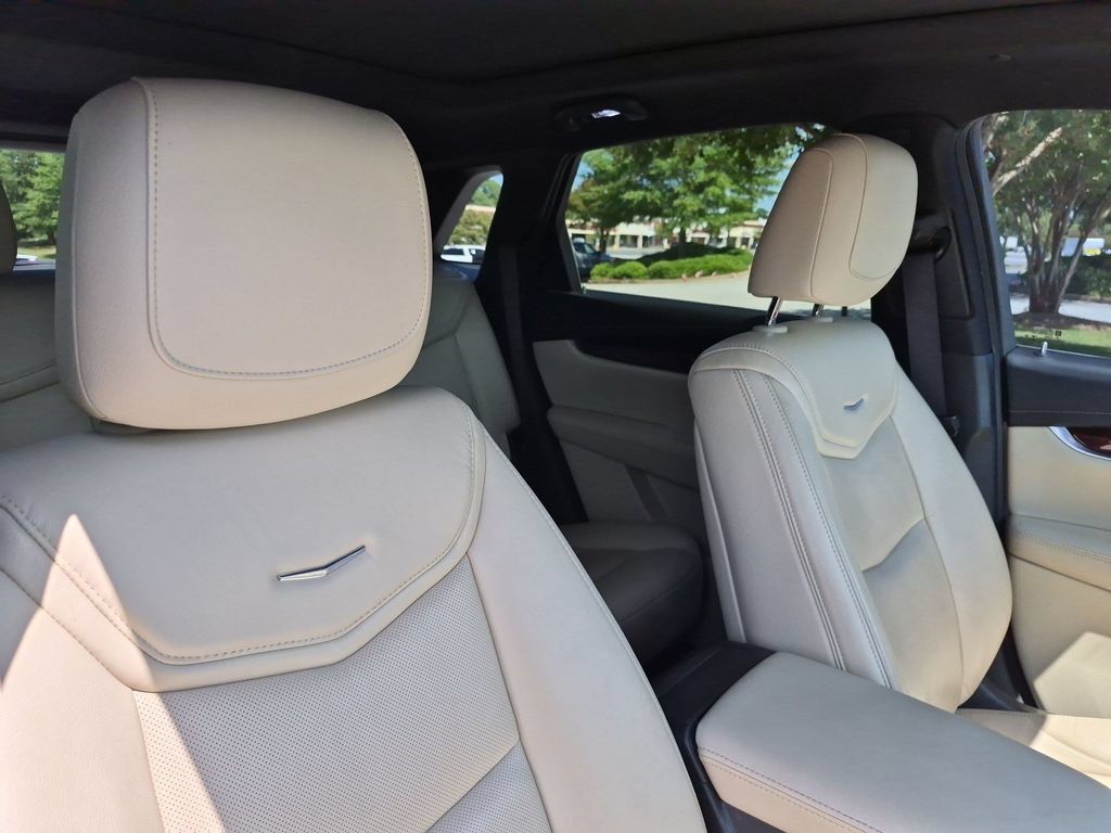 Used 2019 Cadillac XT5 Luxury FWD image 33
