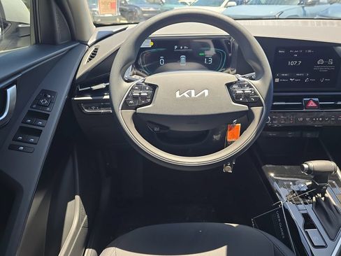 New 2026 Kia Niro LX FWD image 13